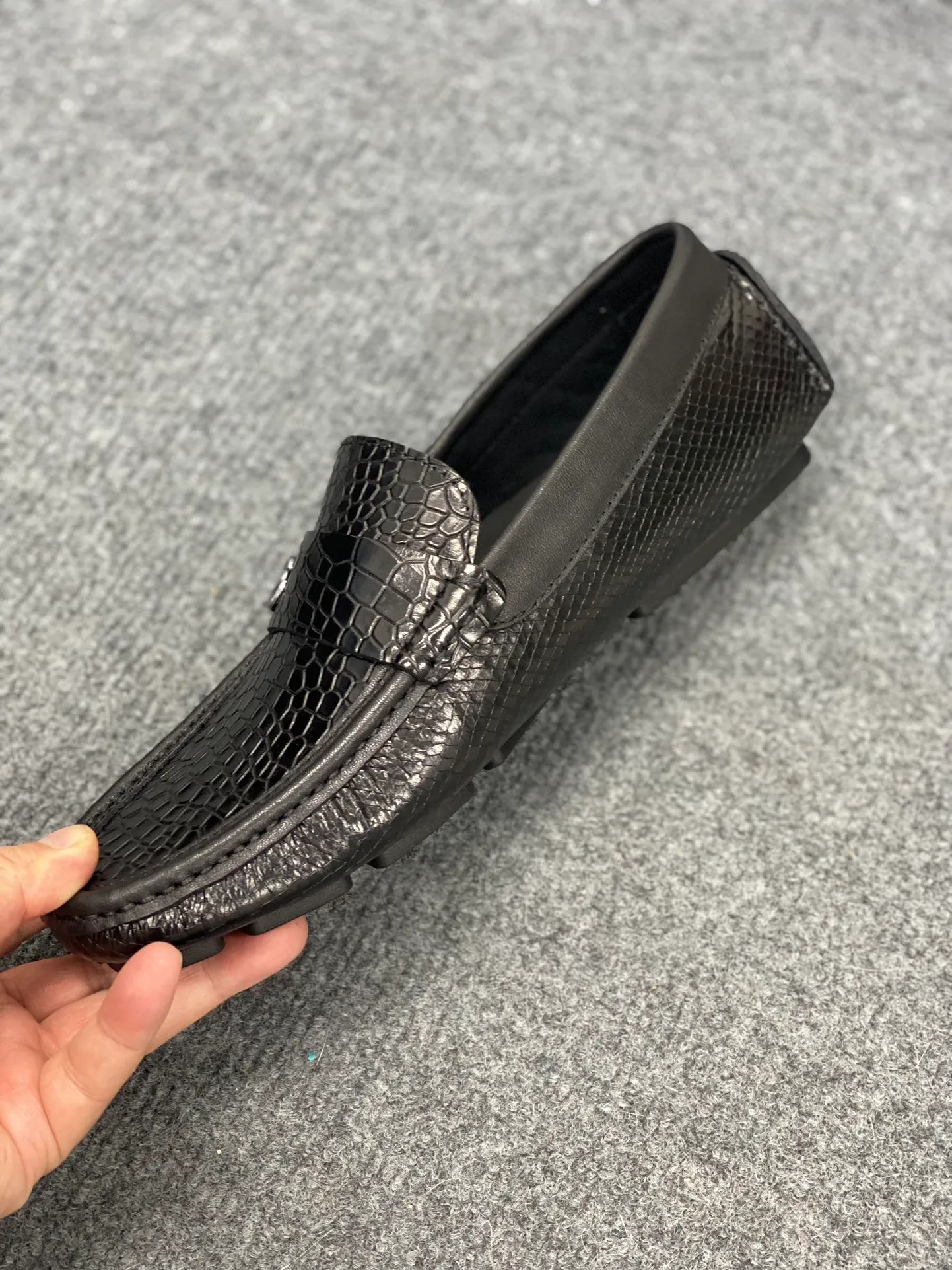 Men's Men's Shoes Men's Men's Shoes 💰700 new style "DG Duban Spring New Casual Driving Shoes" latest hot style, top brand luxury ~ purchasing agency, top quality ~.  The upper is made of imported original cowhide with fine workmanship. The original stylish and stylish soft rubber wear-resistant and non-slip outsole is light and comfortable on the feet. The real thing looks better in real life, 38-45